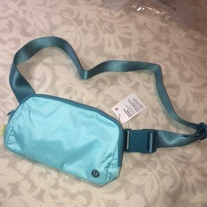 NWT Lululemon Everywhere Belt Bag - Icing Blue/Eton Blue